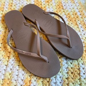 Havaianas Patent Tan rubber Flip Flop 37-38